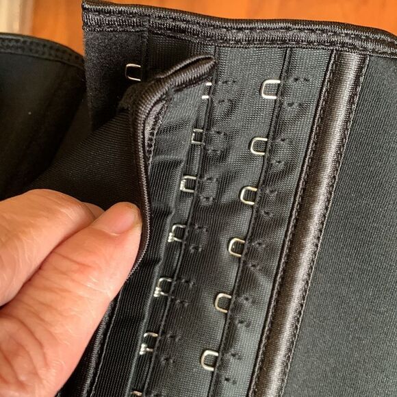 Womens Waist trainer size large - Picture 3 of 5